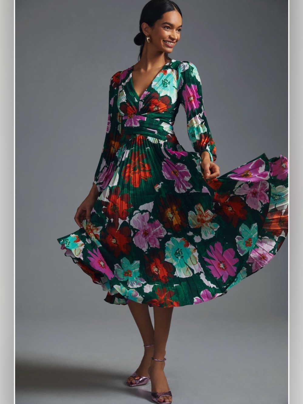 Maeve by Anthropologie Pleated V-Neck Dress